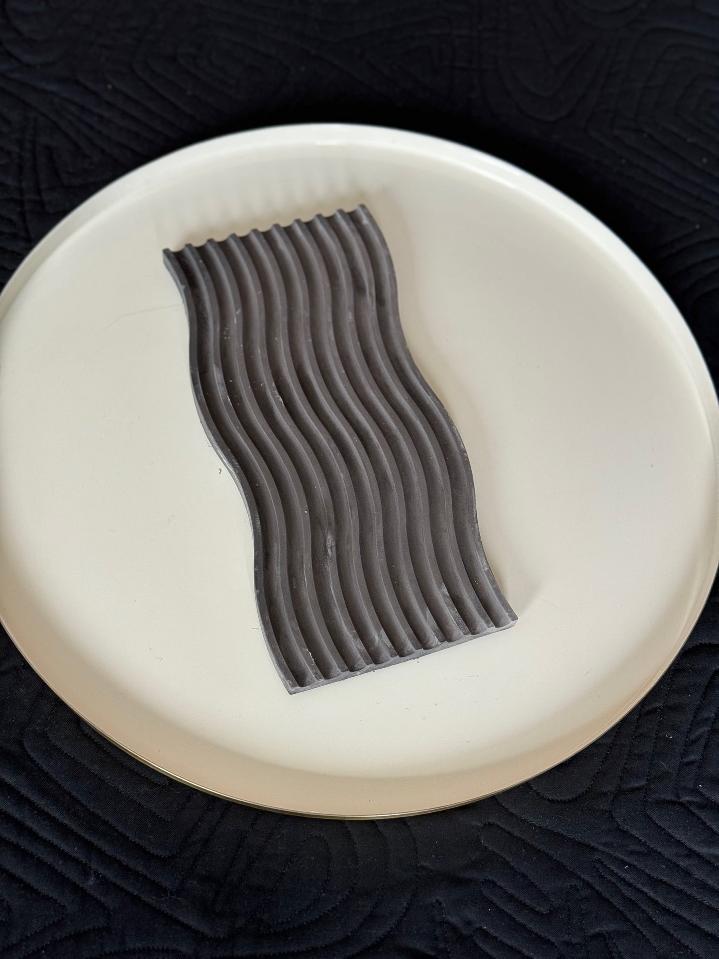 Small Ribbed Tray - Concrete Collection