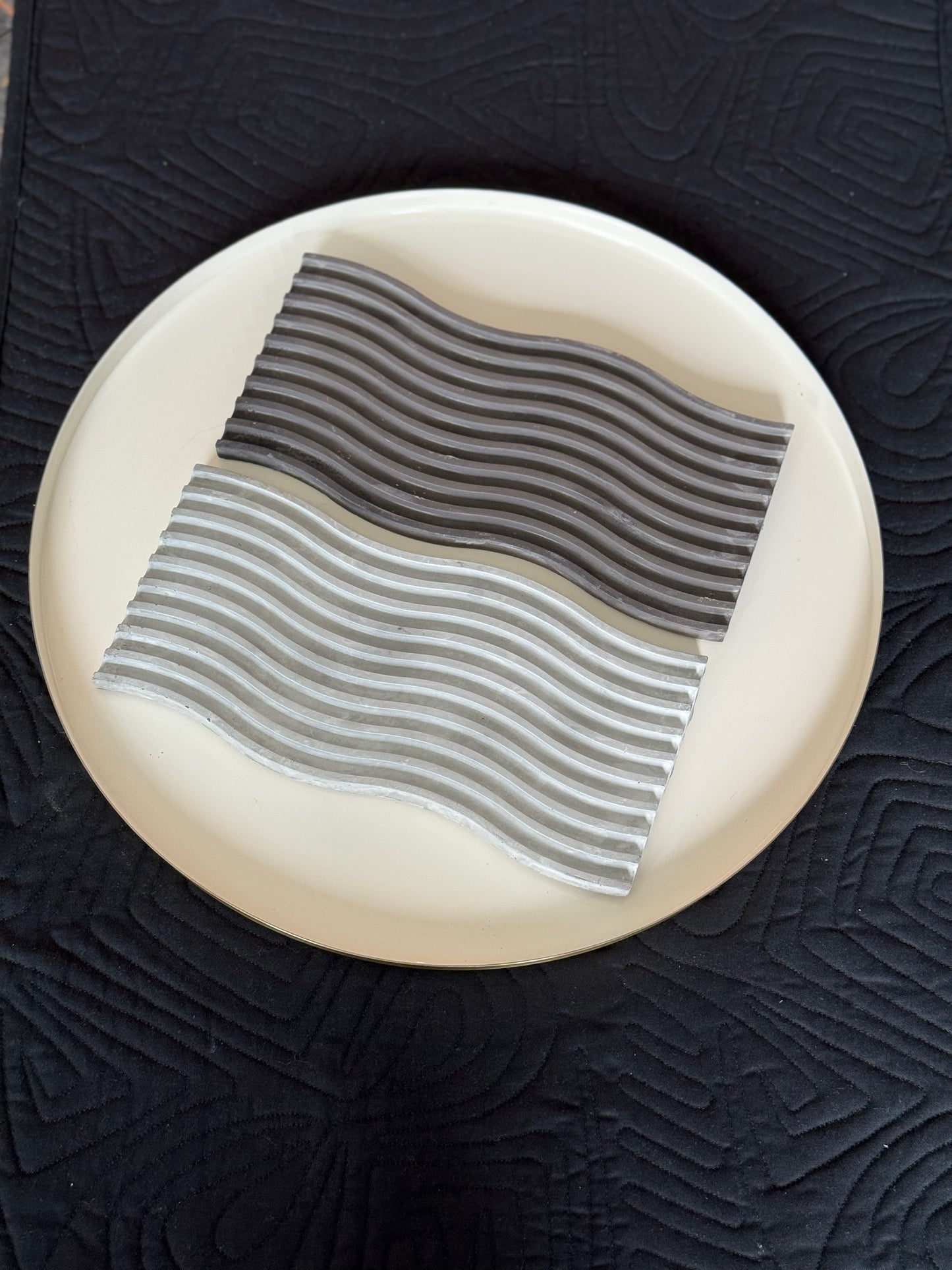 Small Ribbed Tray - Concrete Collection