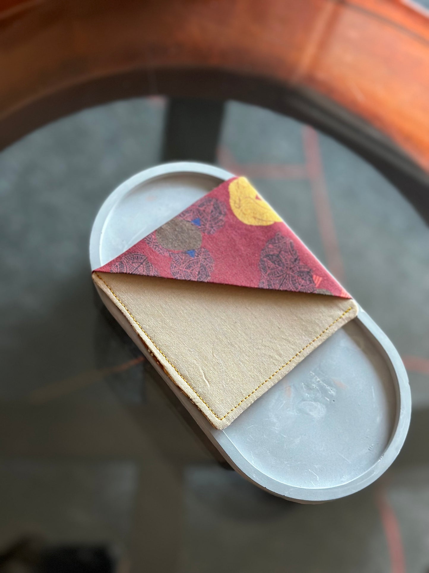 Page Holder - Red & Gold