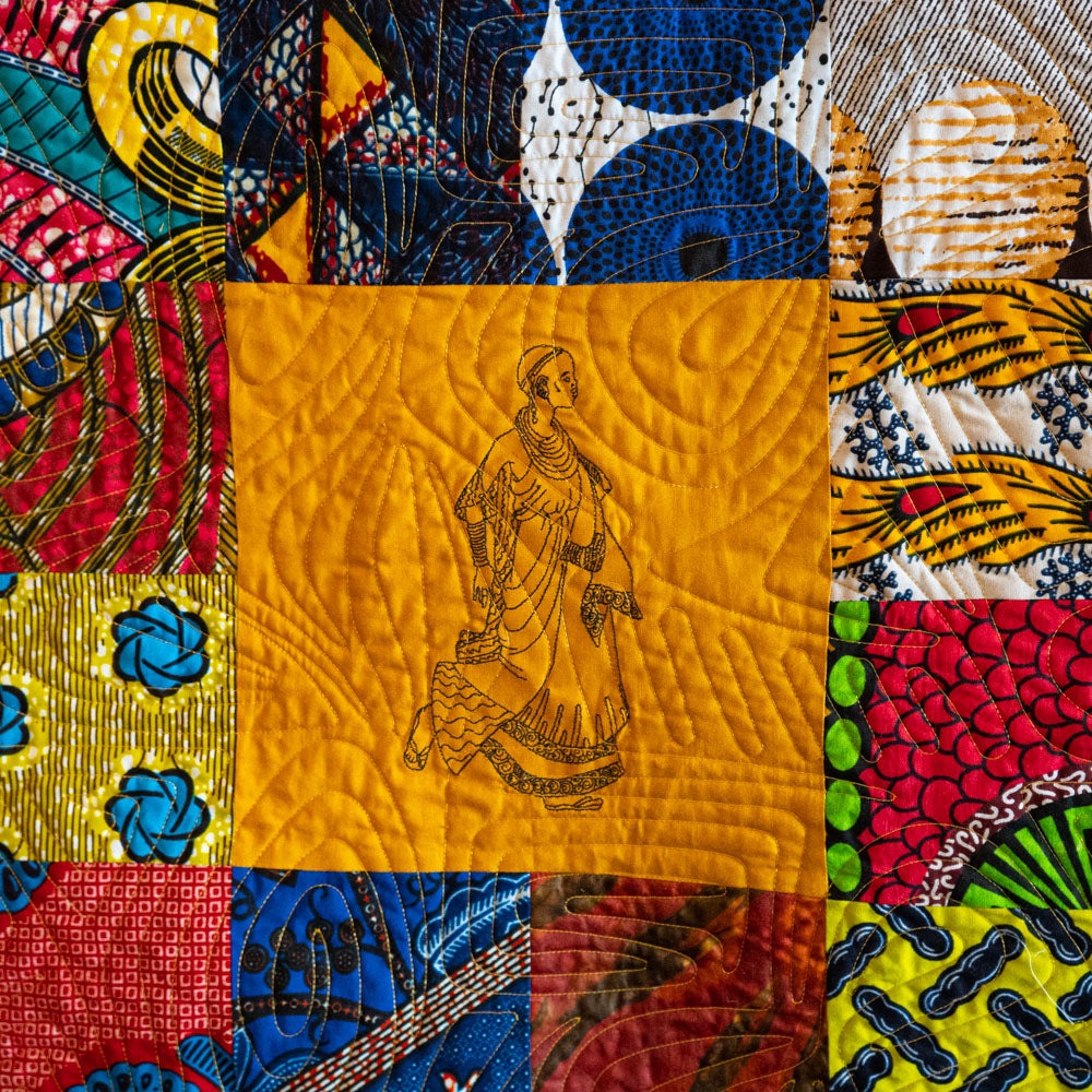 Friendship Gathering Quilt - Gold